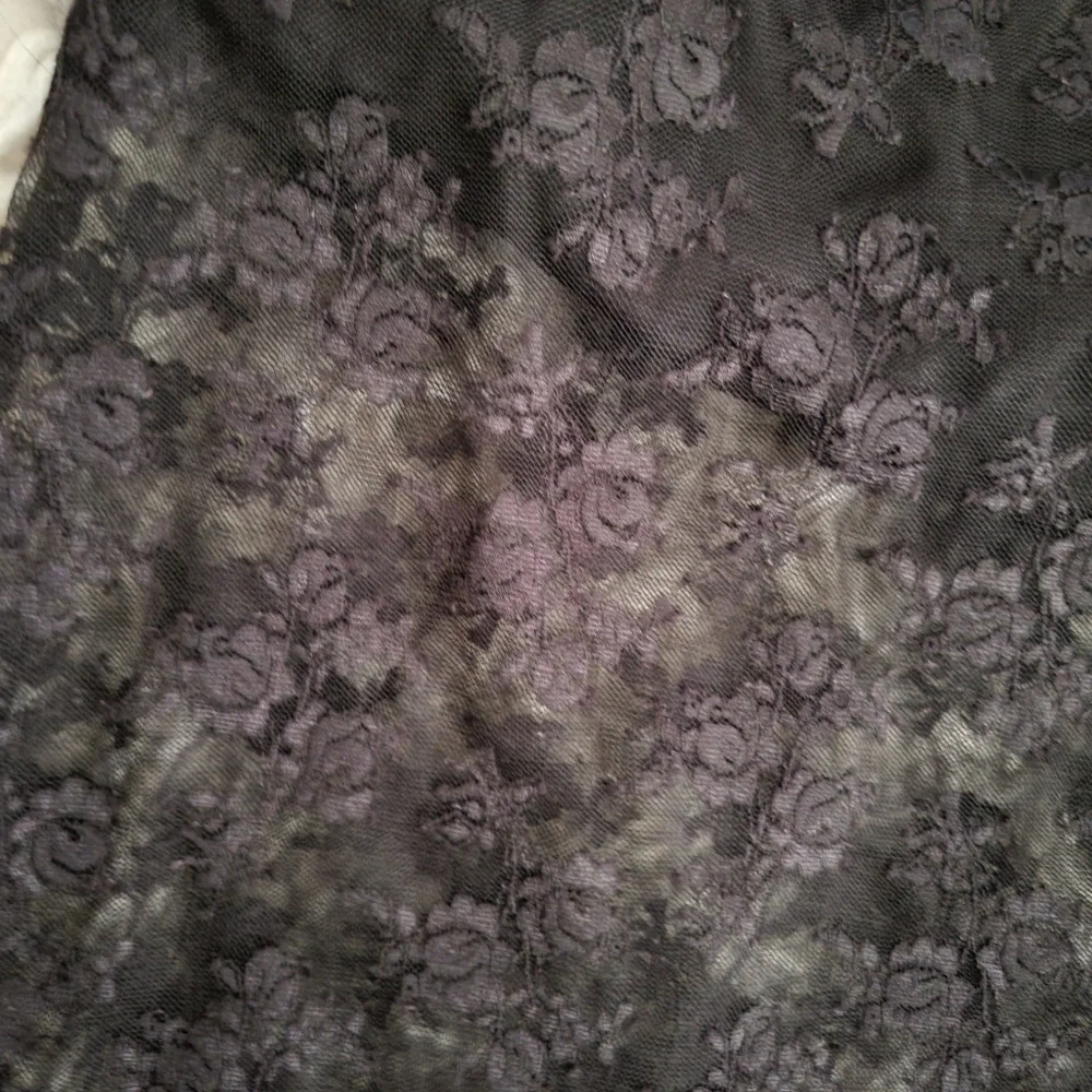 ๐ค Women's Lace Tube Top ๐ค - Picture 2 of 4